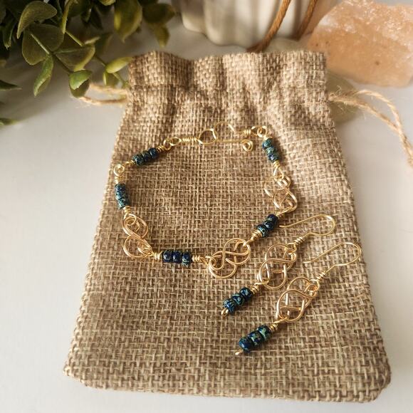 Eternity Love Jewelry Set / Gold Wirework and Blue Miyuki Picasso Beads - Picture 2 of 10